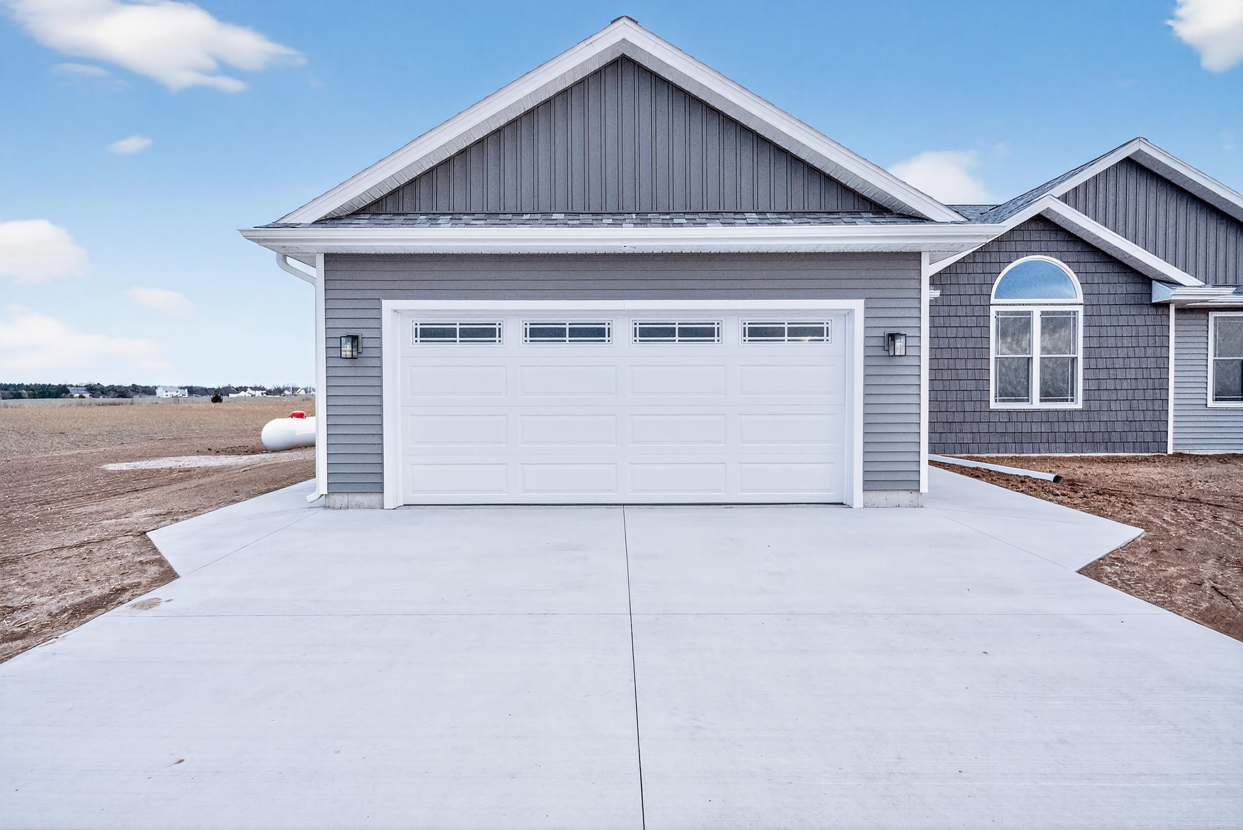 2081 South Francisco Road Grass Lake, MI 49240 - Photo 4 of 49 Francisco front 3