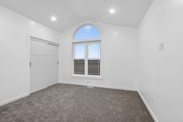 $444,900 | 2081 South Francisco Road, Grass Lake, MI 49240