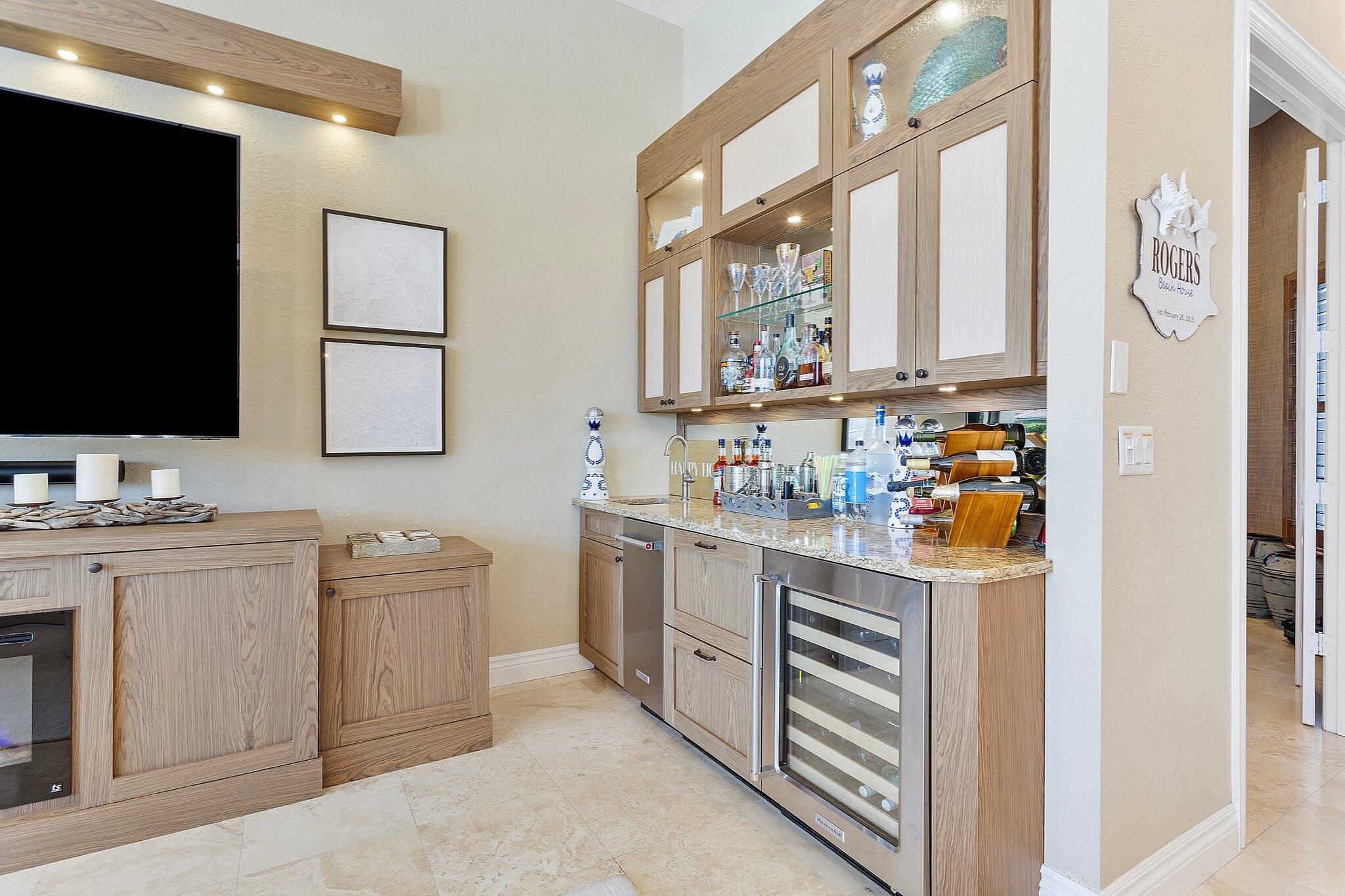 22 Eleuthera Drive Ocean Ridge, FL 33435 - Photo 14 of 92 Wet Bar