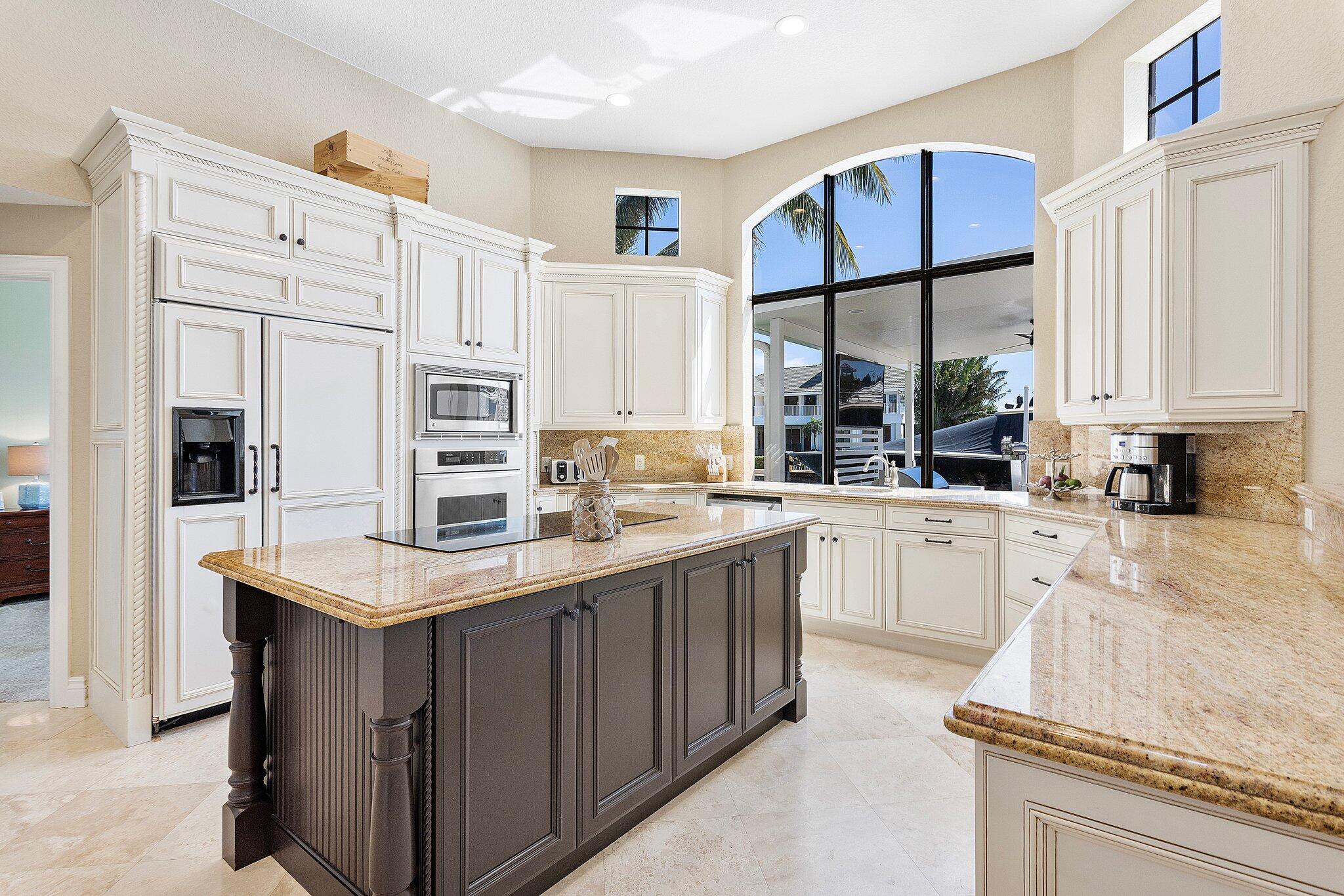 22 Eleuthera Drive Ocean Ridge, FL 33435 - Photo 19 of 92 Kitchen