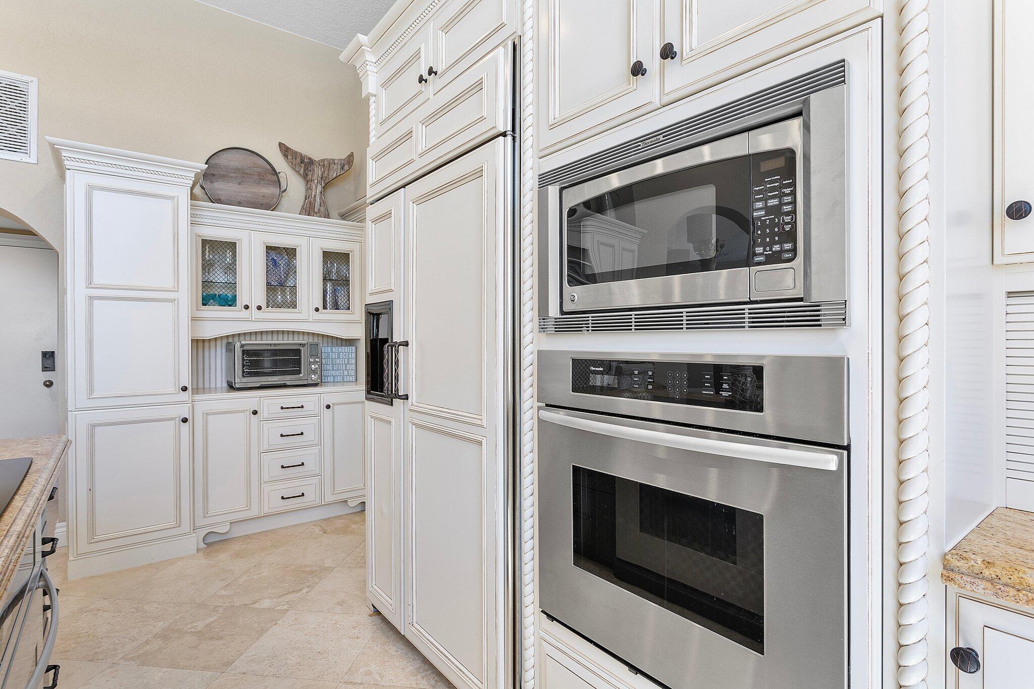 22 Eleuthera Drive Ocean Ridge, FL 33435 - Photo 22 of 92 Kitchen