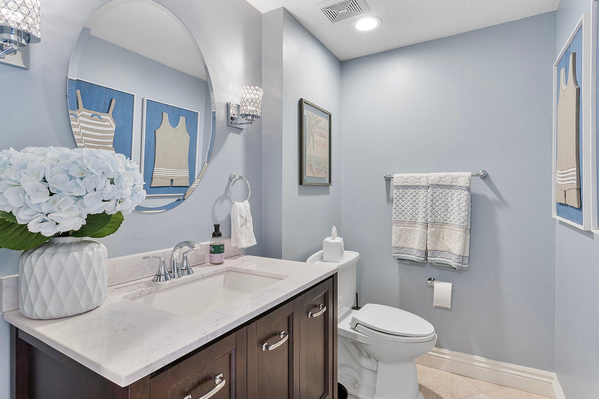 22 Eleuthera Drive Ocean Ridge, FL 33435 - Photo 28 of 92 Powder Bathroom
