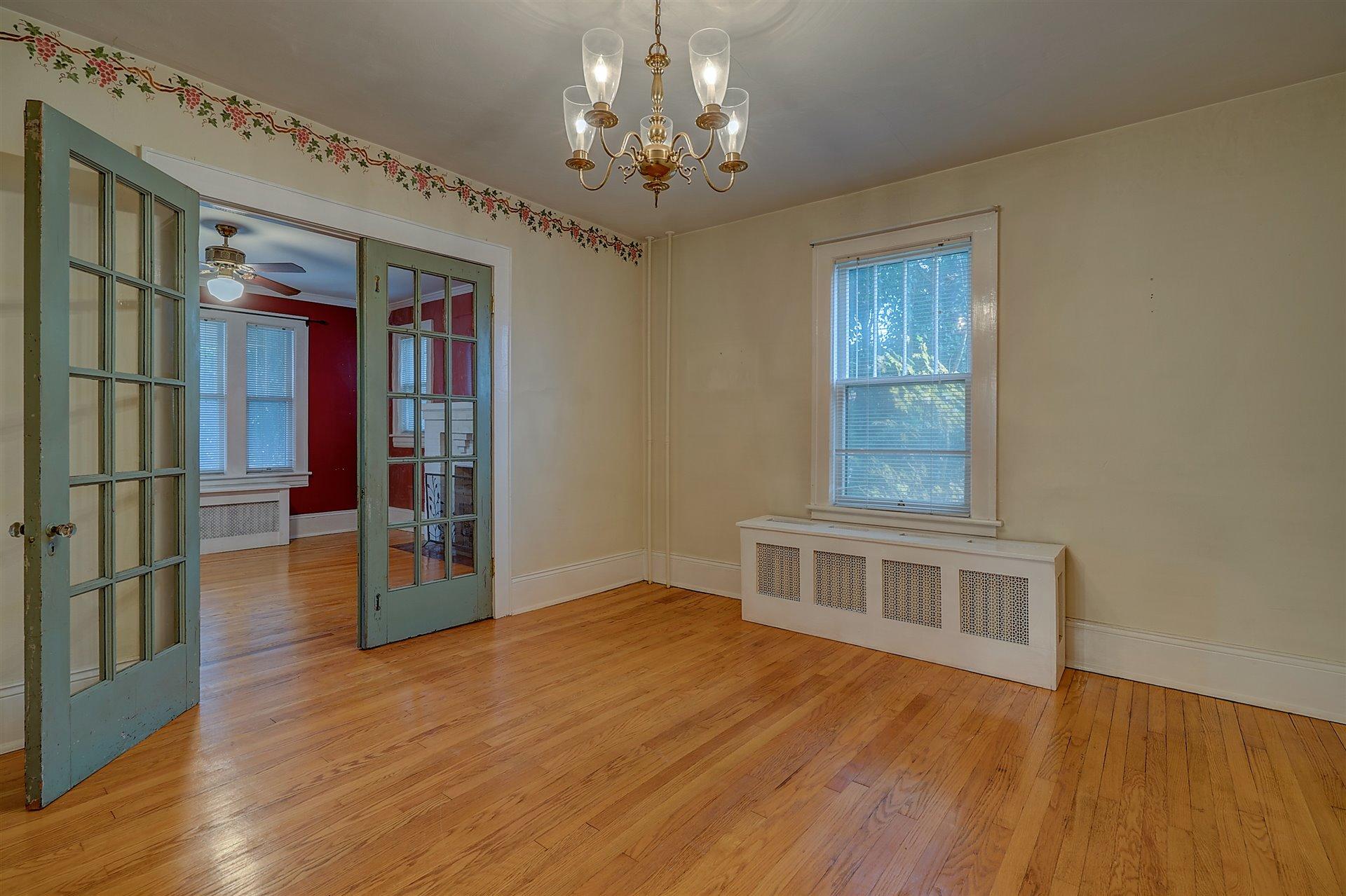 2428 Tillett Road Southwest Roanoke, VA 24015 - Photo 11 of 25 08-DSC00451_2_3_4_5