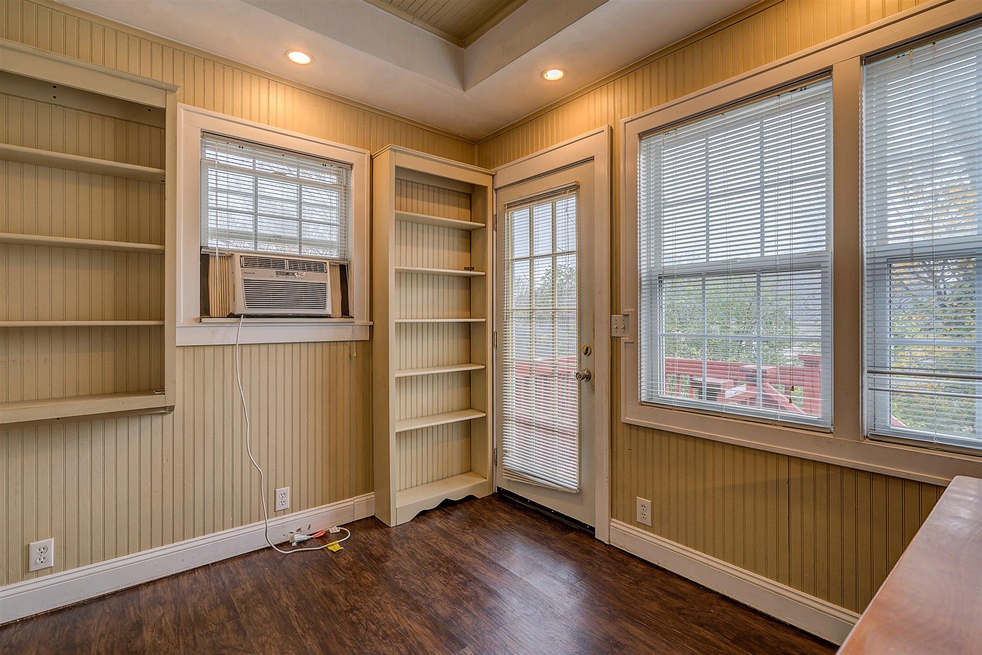 2428 Tillett Road Southwest Roanoke, VA 24015 - Photo 16 of 25 13-DSC00476_77_78_79_80