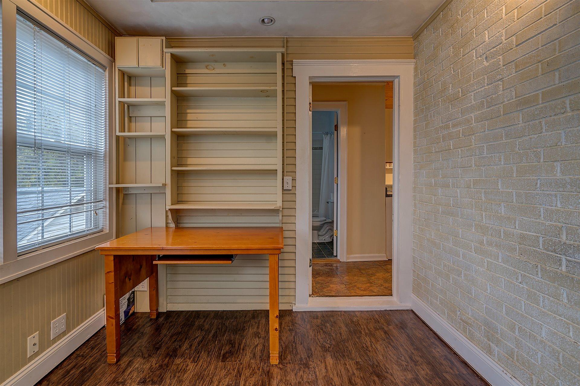 2428 Tillett Road Southwest Roanoke, VA 24015 - Photo 17 of 25 14-DSC00481_2_3_4_5