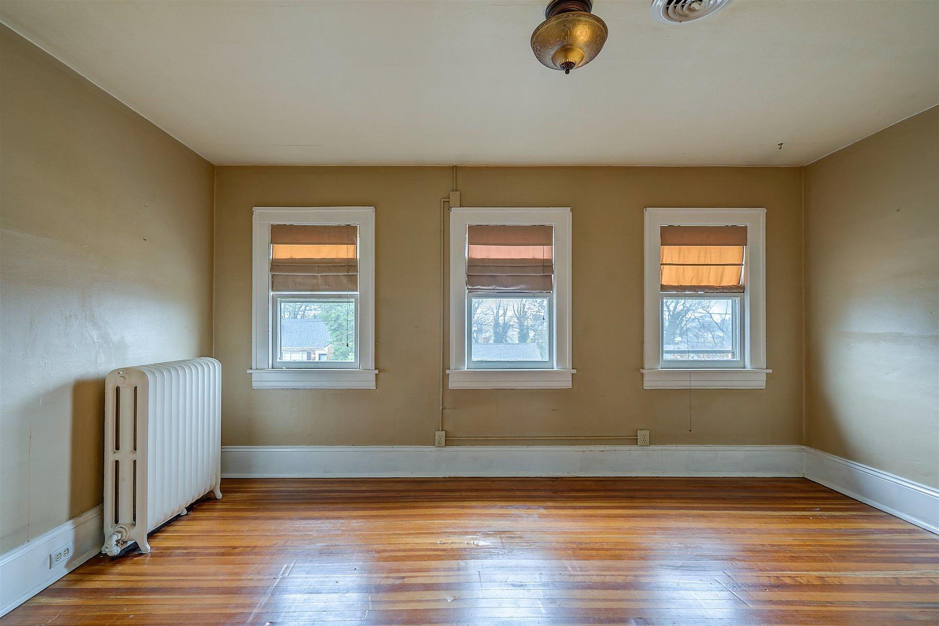 2428 Tillett Road Southwest Roanoke, VA 24015 - Photo 18 of 25 15-DSC00486_87_88_89_90
