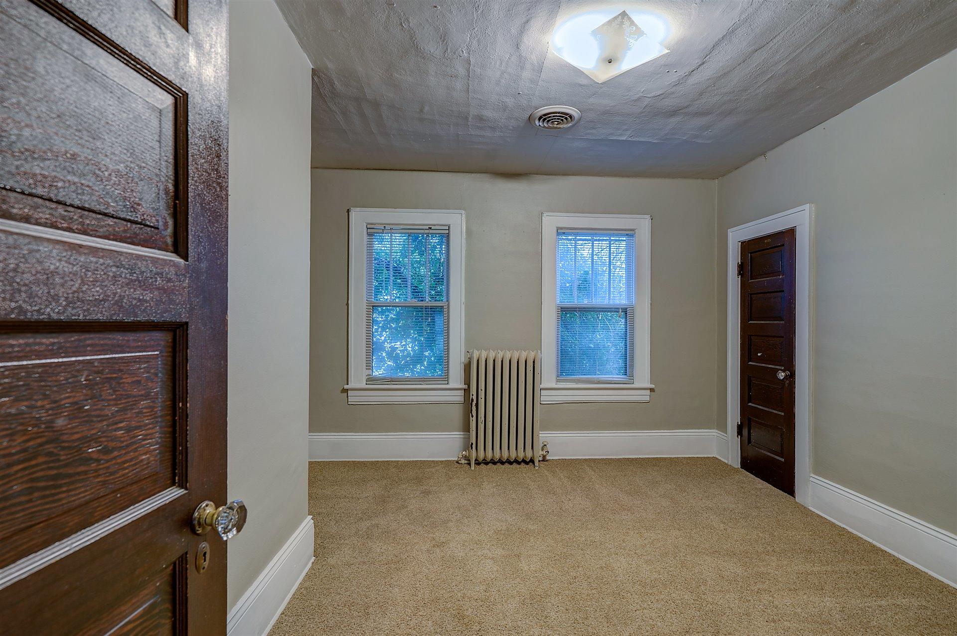 2428 Tillett Road Southwest Roanoke, VA 24015 - Photo 20 of 25 17-DSC00496_497_498_499_500