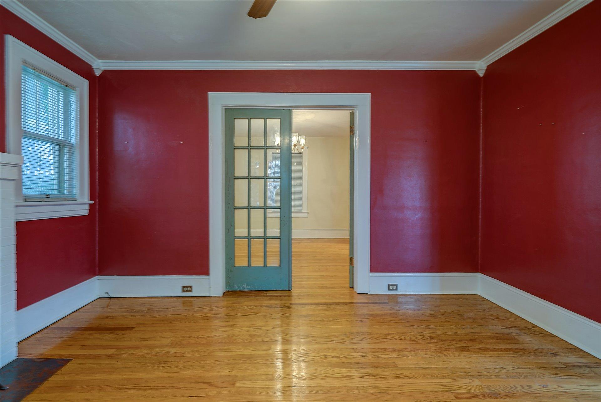 2428 Tillett Road Southwest Roanoke, VA 24015 - Photo 10 of 25 07-DSC00441_2_3_4_5