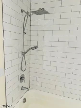 $3,000 | 44 Wainwright Street, Unit 2, Newark, NJ 07112