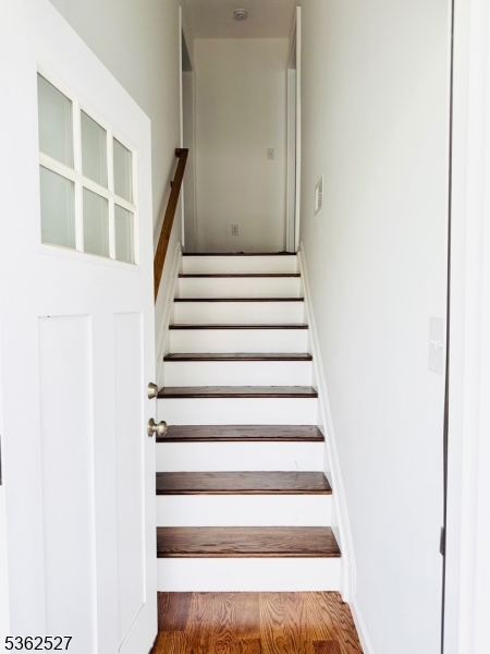 44 Wainwright Street, Unit 2 Newark, NJ 07112 - Photo 4 of 24