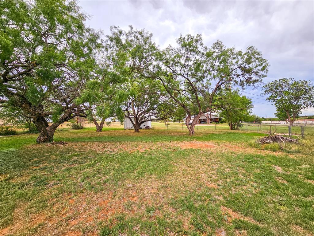 1002 Ridgecrest Street Sweetwater, TX 79556 - Photo 22 of 24
