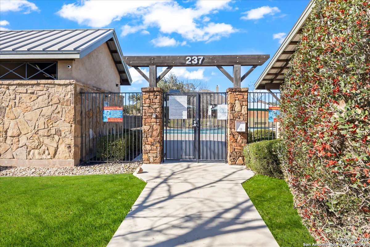 419 Heidelberg Road New Braunfels, TX 78132 - Photo 56 of 62 a garden view