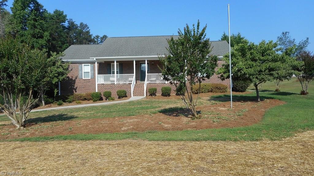 1203 Hege Road Lexington, NC 27295 - Photo 2 of 30 Gallery Image 2
