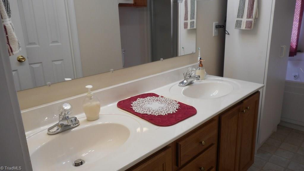 1203 Hege Road Lexington, NC 27295 - Photo 15 of 30 Gallery Image 15