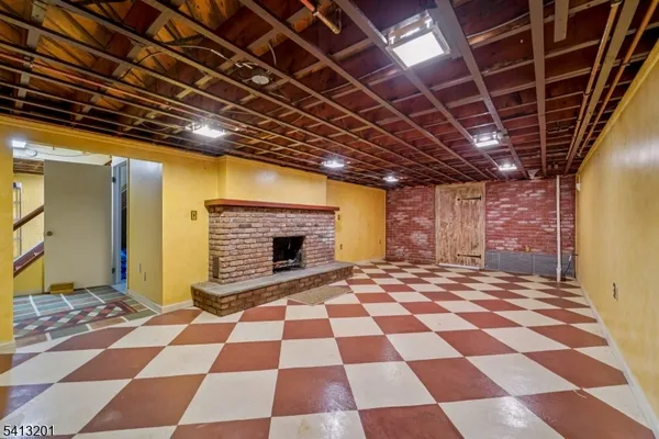 $750,000 | 225 Emmans Road, Flanders, NJ 07836