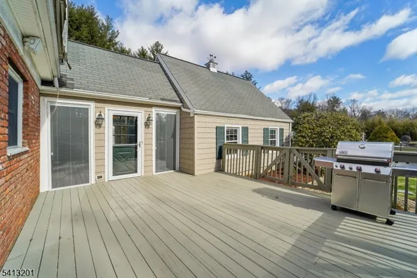 $750,000 | 225 Emmans Road, Flanders, NJ 07836