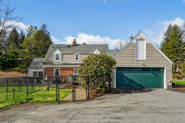 $750,000 | 225 Emmans Road, Flanders, NJ 07836