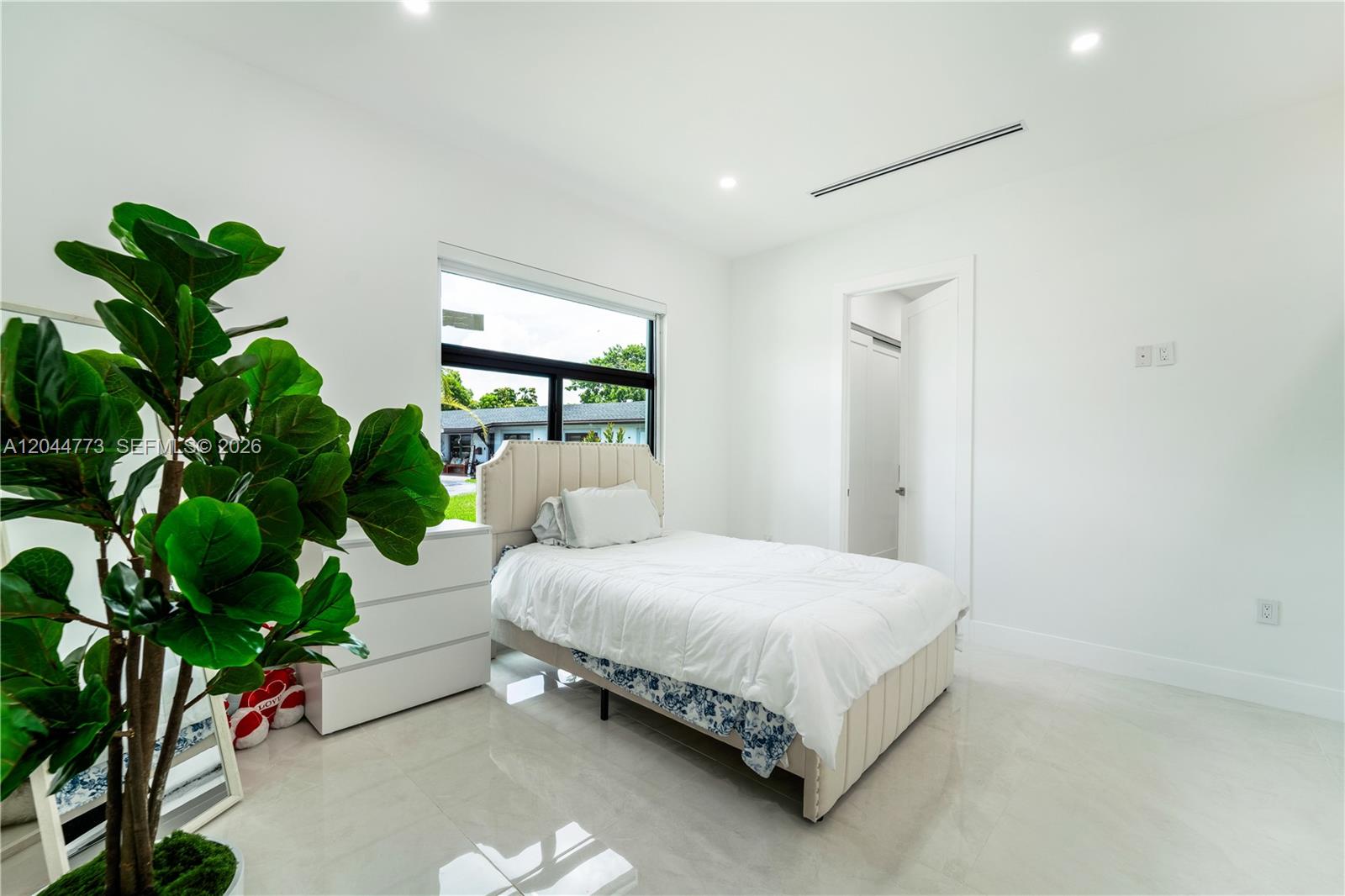 9630 Southwest 10th Terrace Miami, FL 33174 - Photo 20 of 82