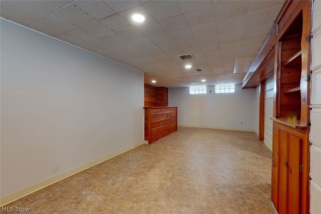 1410 East Miner Road Mayfield Heights, OH 44124 - Photo 20 of 30