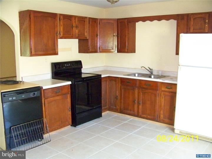 2215 Pleasant Valley Road Newark, DE 19702 - Photo 4 of 10 Gallery Image 4