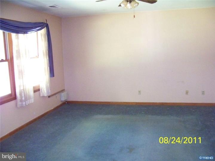 2215 Pleasant Valley Road Newark, DE 19702 - Photo 5 of 10 Gallery Image 5