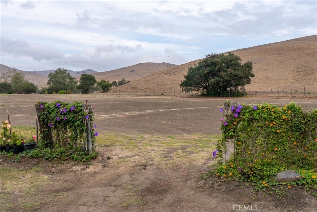 1155 Cayucos Creek Road Cayucos, CA 93430 - Photo 44 of 75