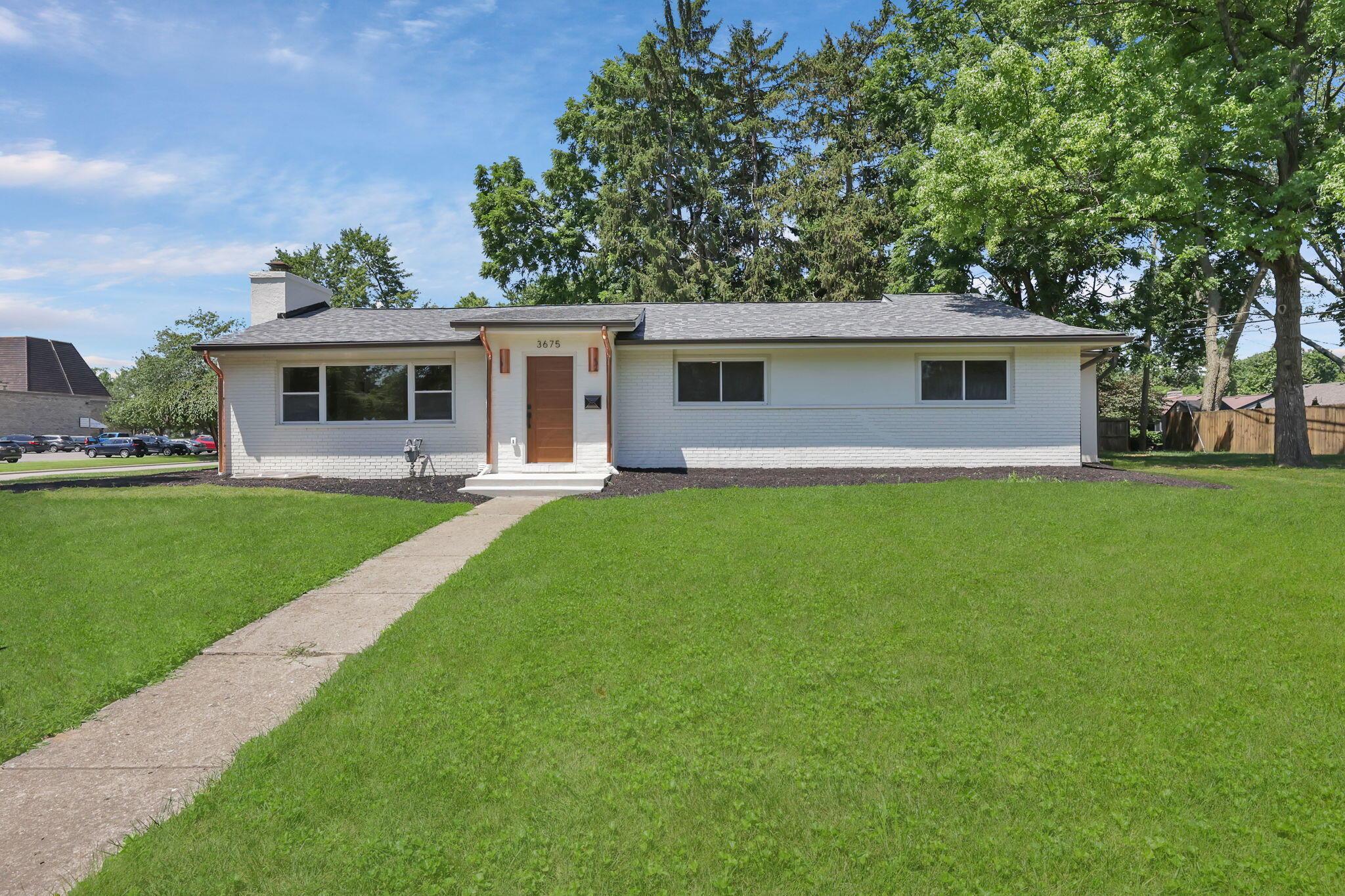3675 Mountview Road Columbus, OH 43220 - Photo 2 of 64 3675 Mountview Rd