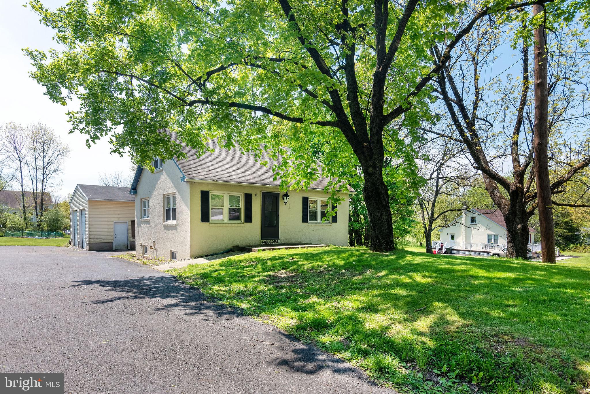 178 Pine Ford Road Pottstown, PA 19464 - Photo 2 of 28 Gallery Image 2