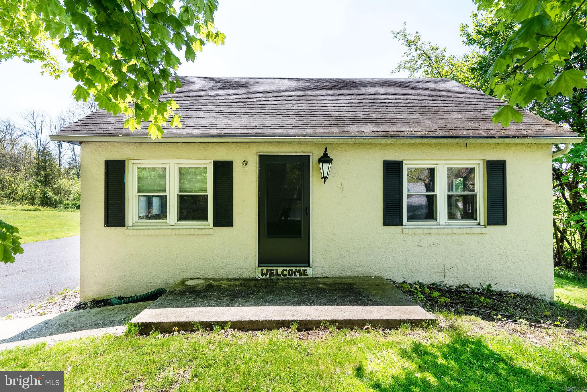 178 Pine Ford Road Pottstown, PA 19464 - Photo 3 of 28 Gallery Image 3