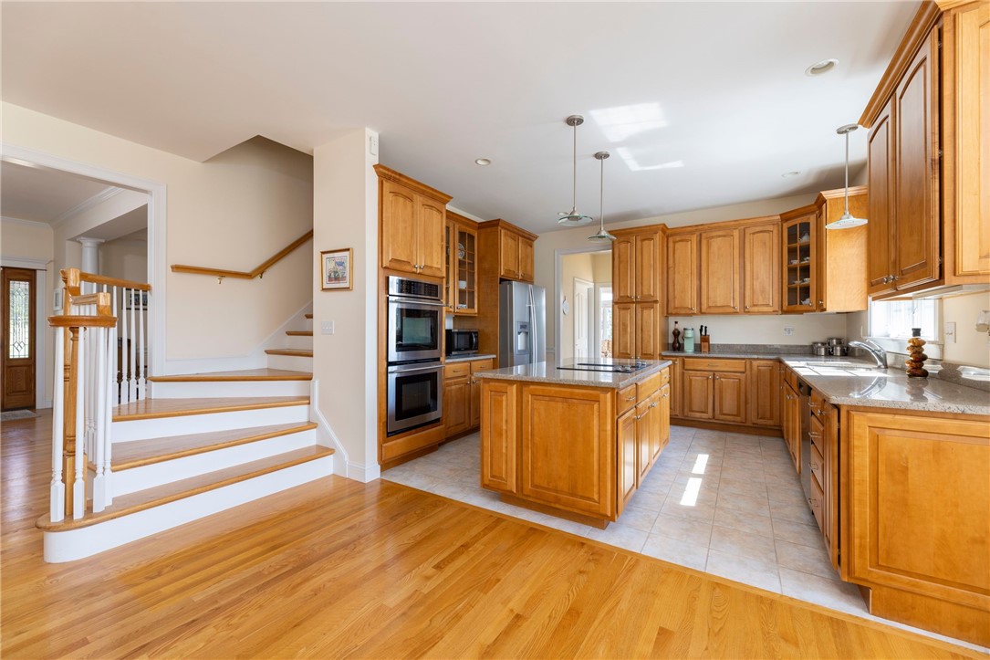 30 Armond Way Scituate, RI 02831 - Photo 6 of 48