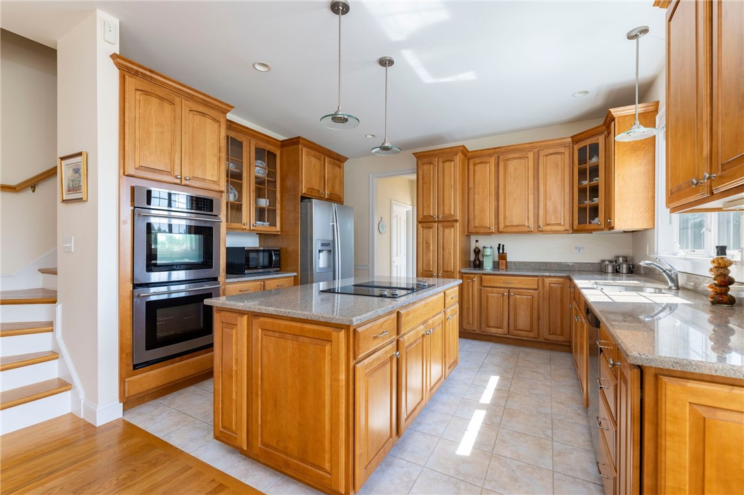 30 Armond Way Scituate, RI 02831 - Photo 10 of 48