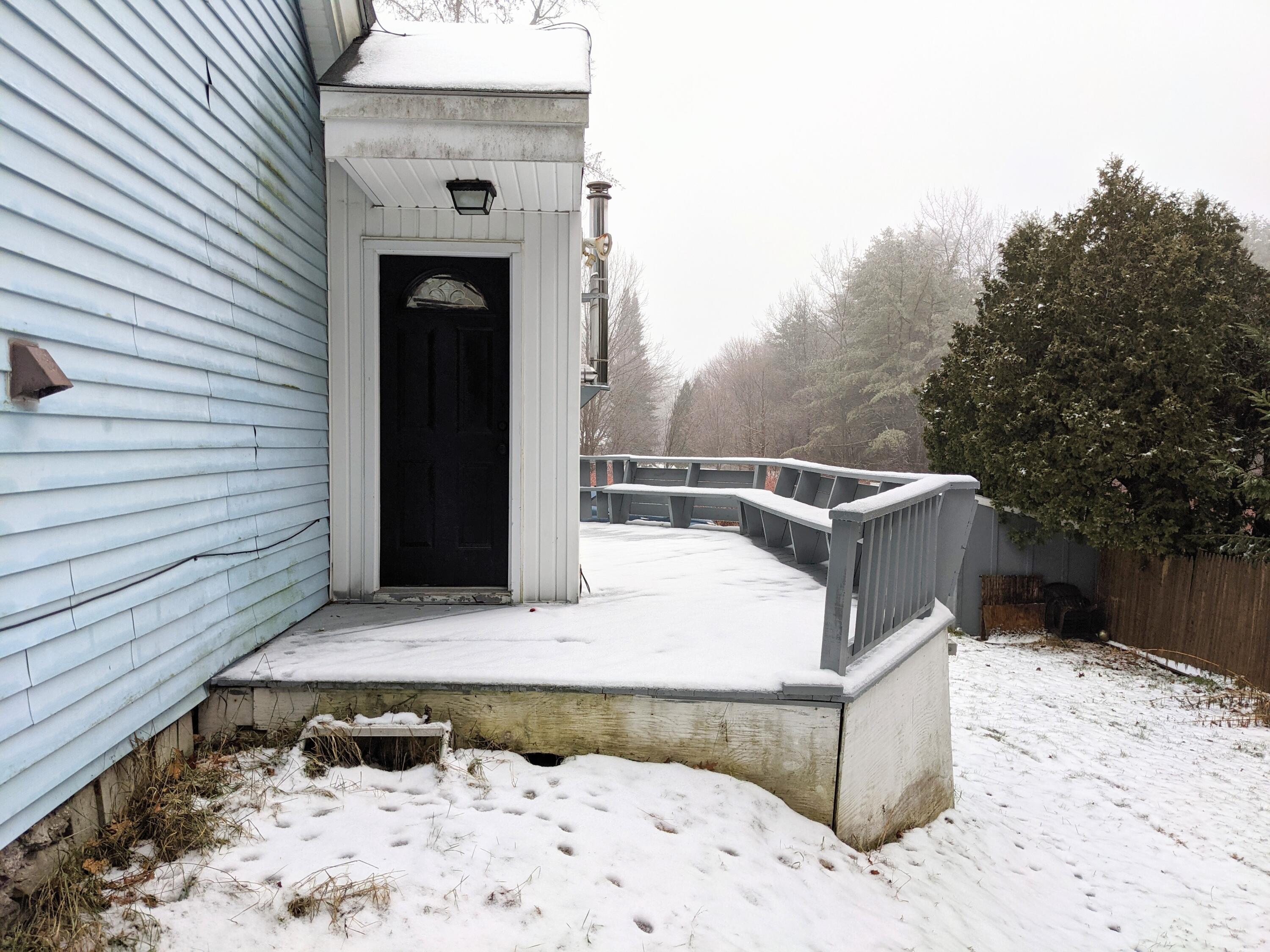 386 Pond Road Lewiston, ME 04240 - Photo 27 of 29 PXL_20211211_191900325~2