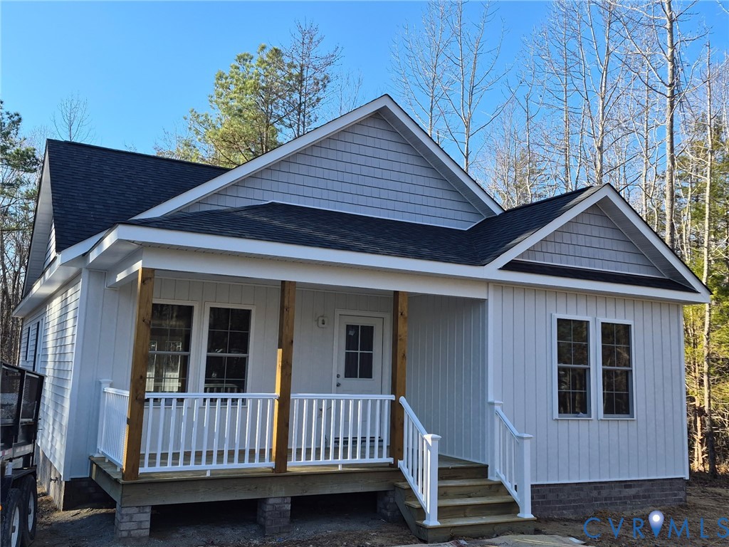 320 Vogel Road Cumberland, VA 23040 - Photo 2 of 20 View of front of house with a shingled roof and co
