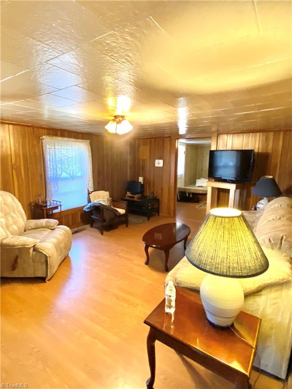 1132 Linville Road Mount Airy, NC 27030 - Photo 10 of 13 Gallery Image 10