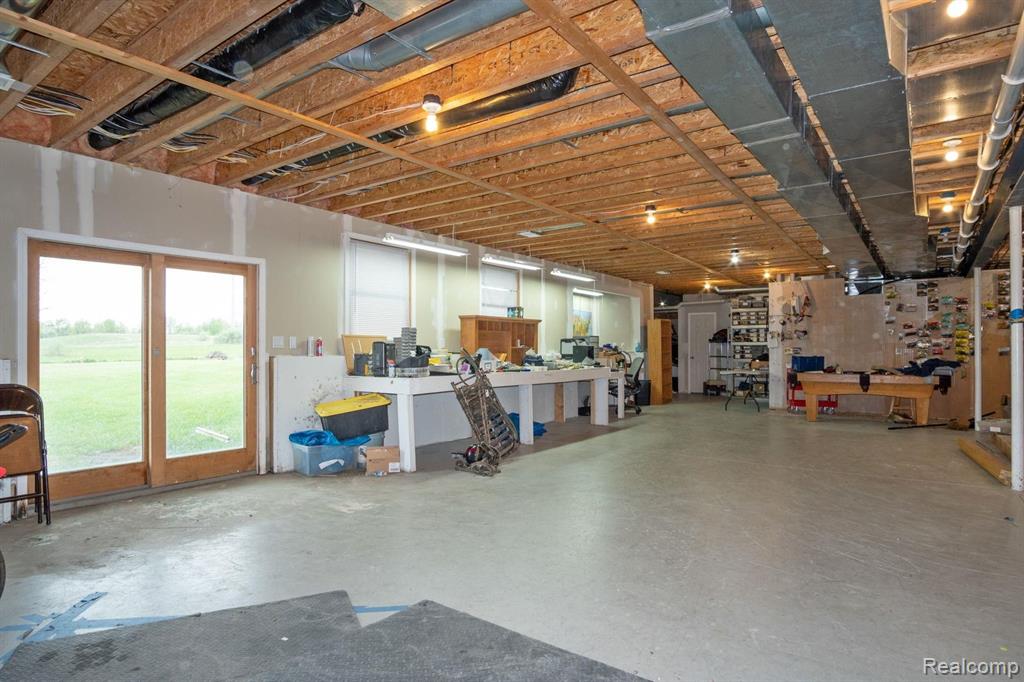 5138 Pingree Road Howell, MI 48843 - Photo 27 of 35