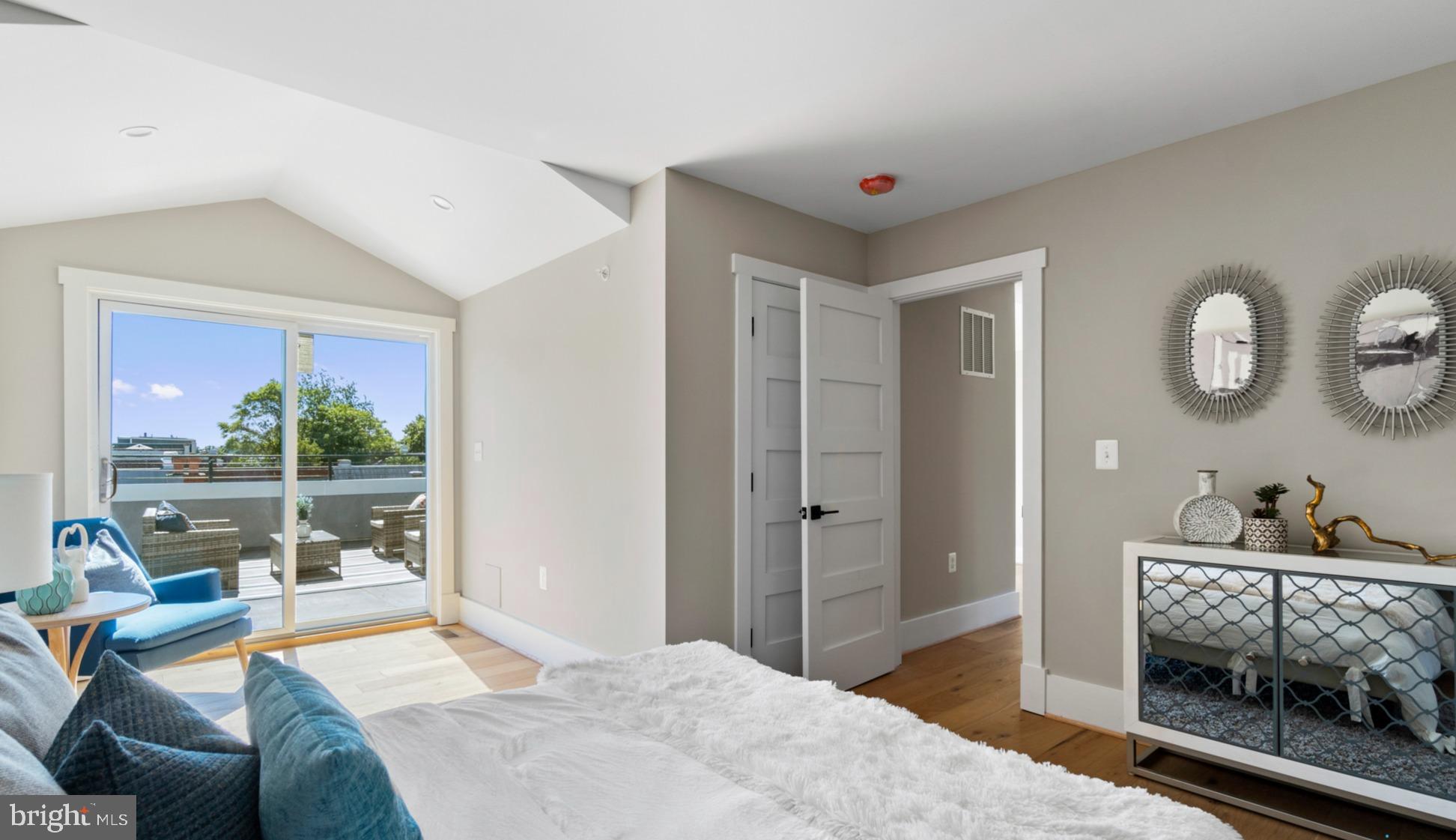 436 Park Road Northwest, Unit 3 Washington, DC 20010 - Photo 16 of 19