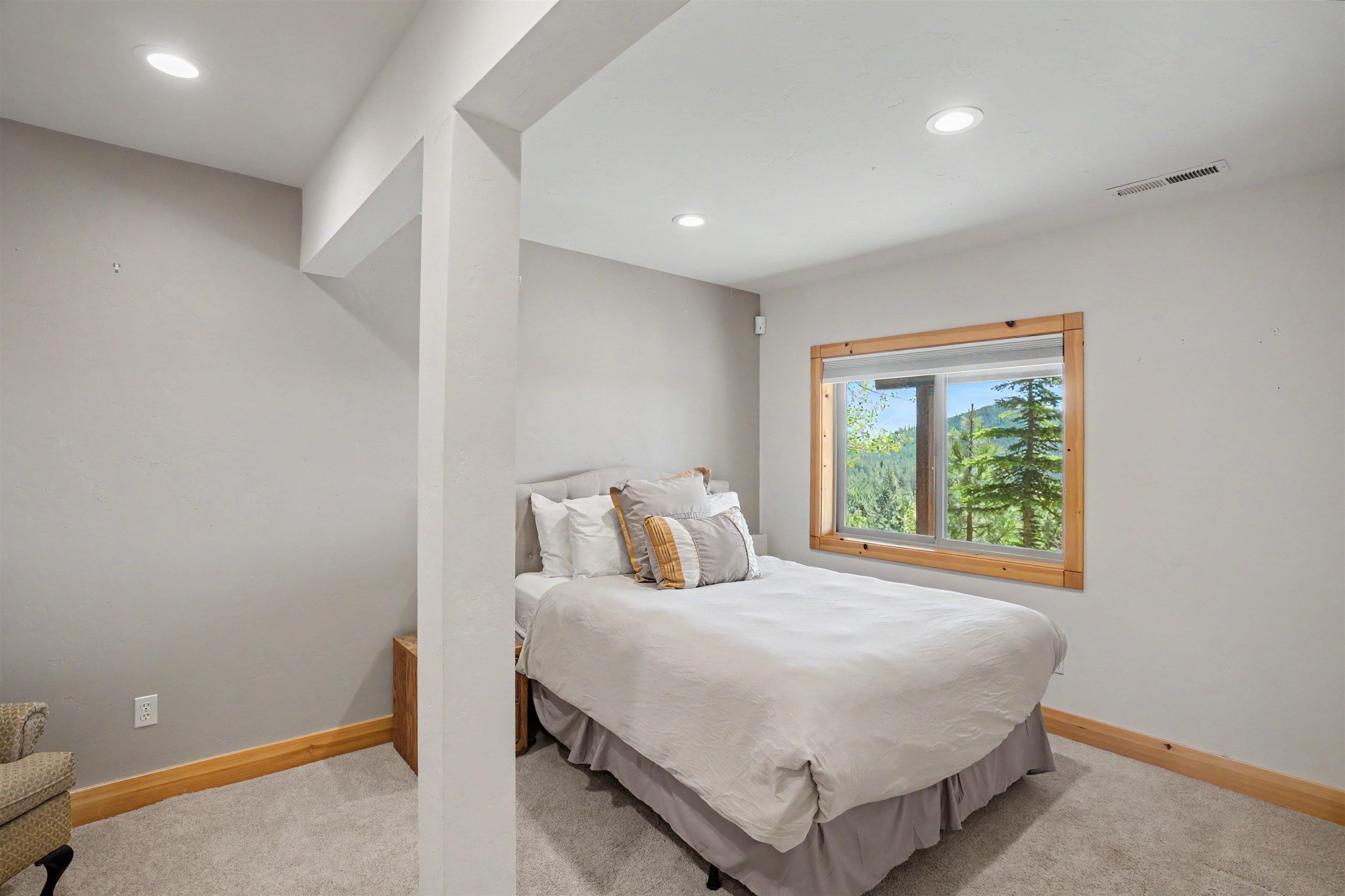 14509 Wolfgang Road Truckee, CA 96161 - Photo 21 of 28