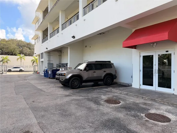 $2,950 | 6701 Biscayne Boulevard, Unit 205, Miami, FL 33138
