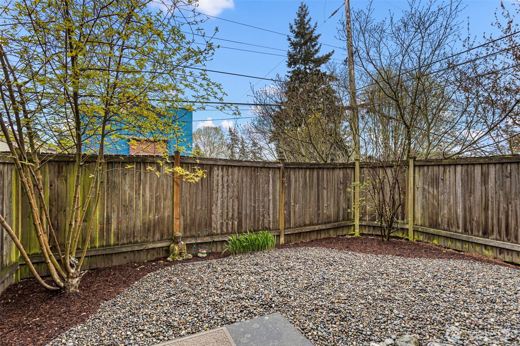 9501 Interlake Avenue North Seattle, WA 98103 - Photo 31 of 36