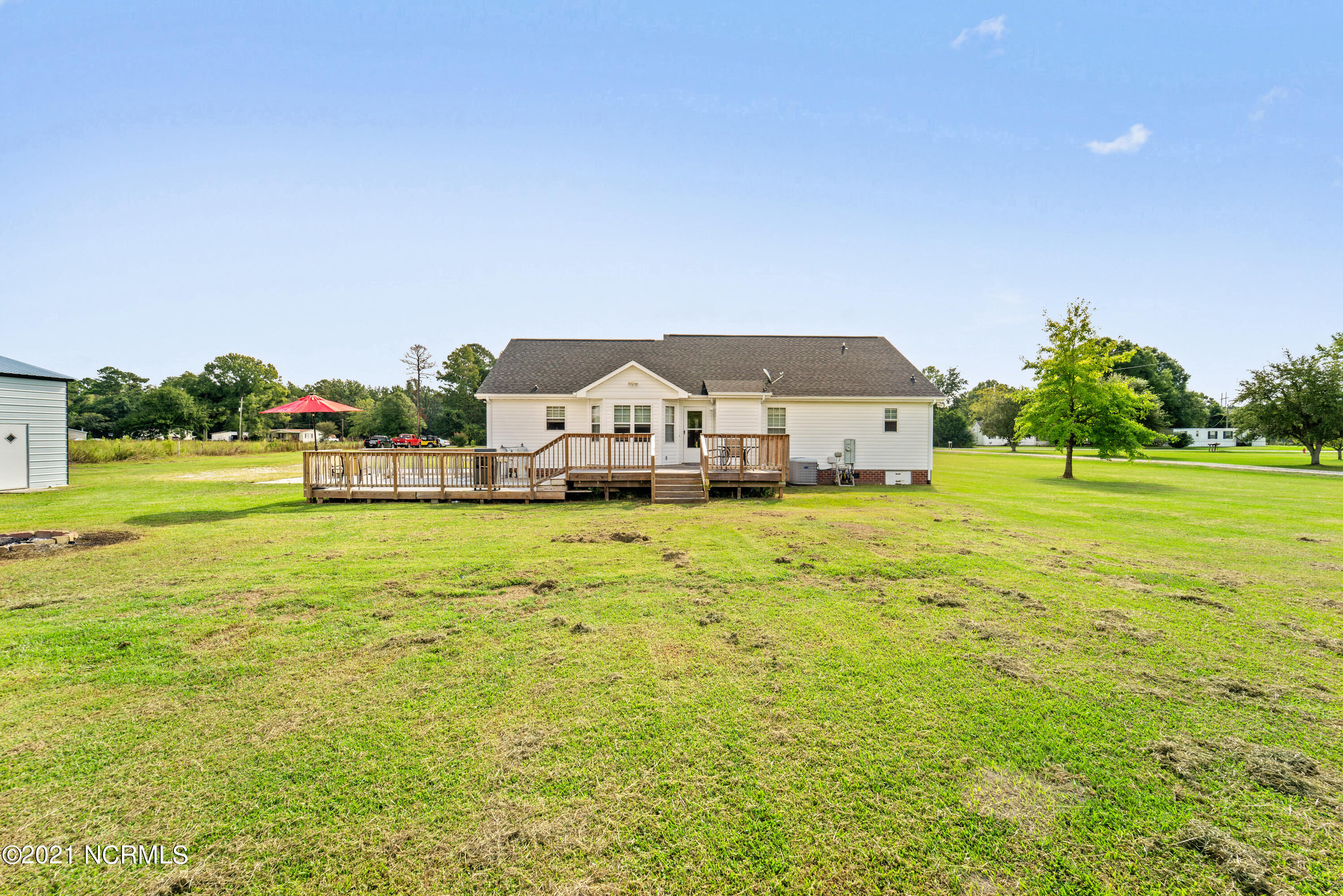 370 Padgett Road Maple Hill, NC 28454 - Photo 13 of 47 DSC01025