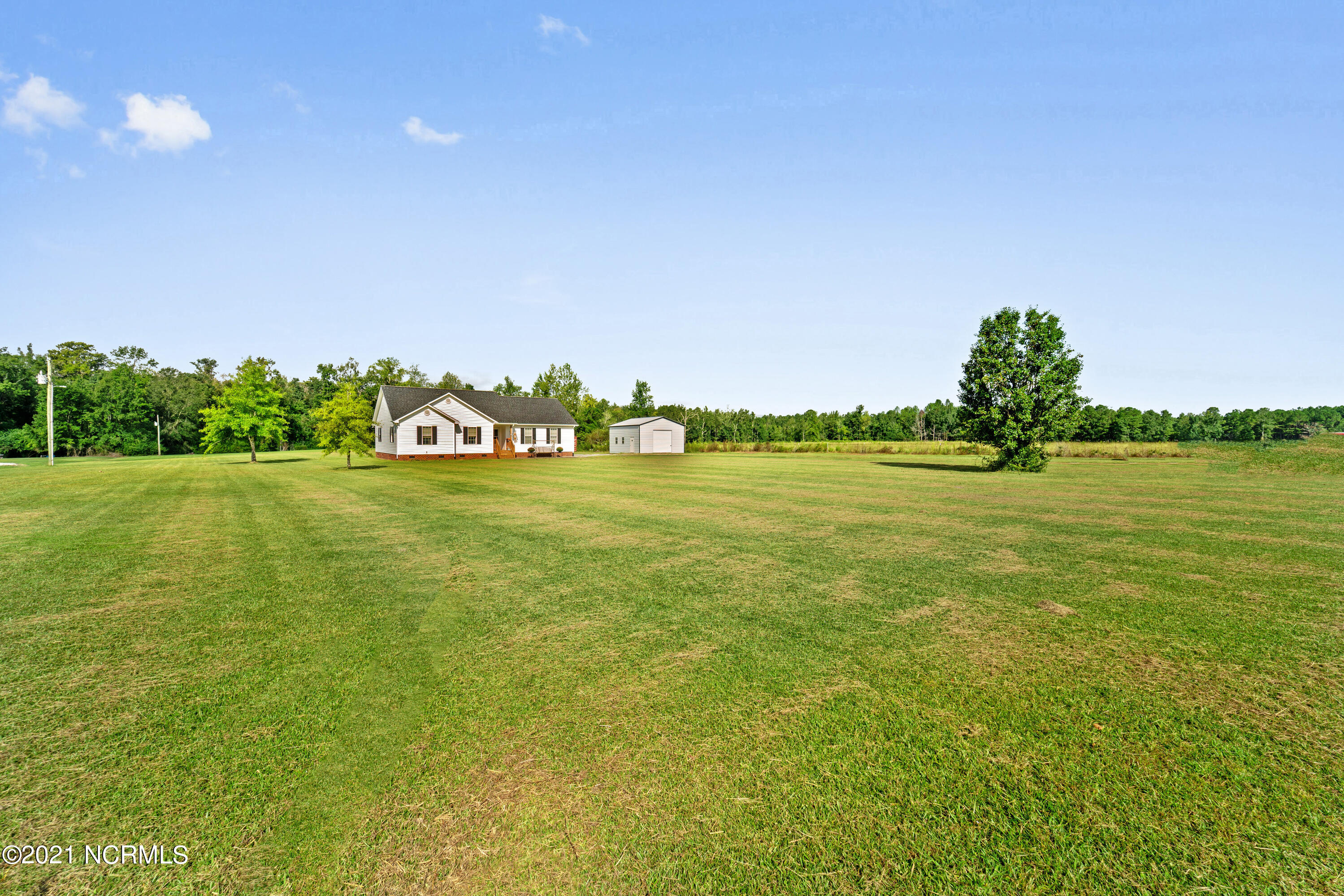 370 Padgett Road Maple Hill, NC 28454 - Photo 3 of 47 DSC00970