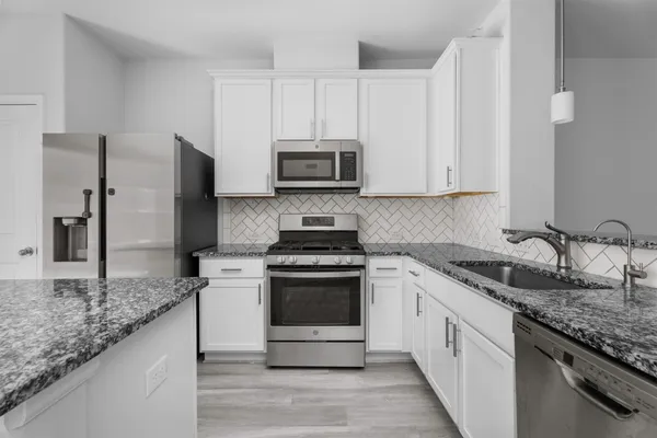 $2,595 | 3325 Harmony View Lane, Spring, TX 77386