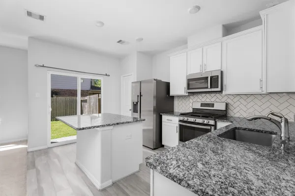 $2,595 | 3325 Harmony View Lane, Spring, TX 77386