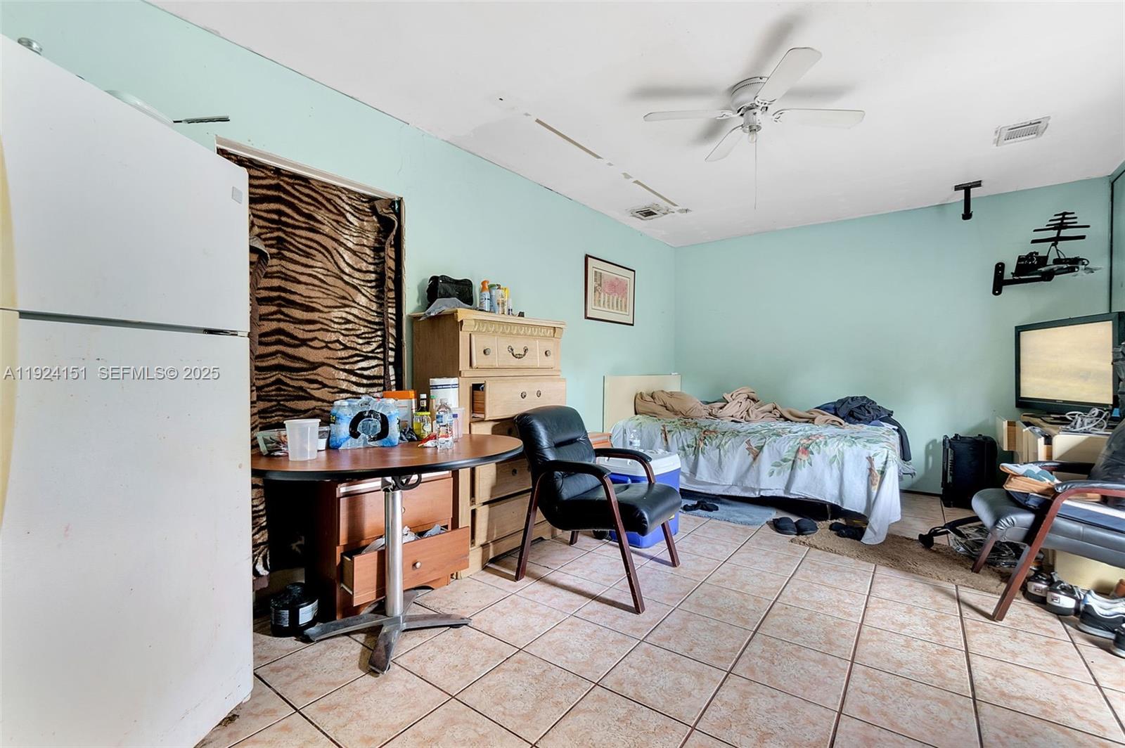 2390 Superior Street Opa-Locka, FL 33054 - Photo 12 of 22