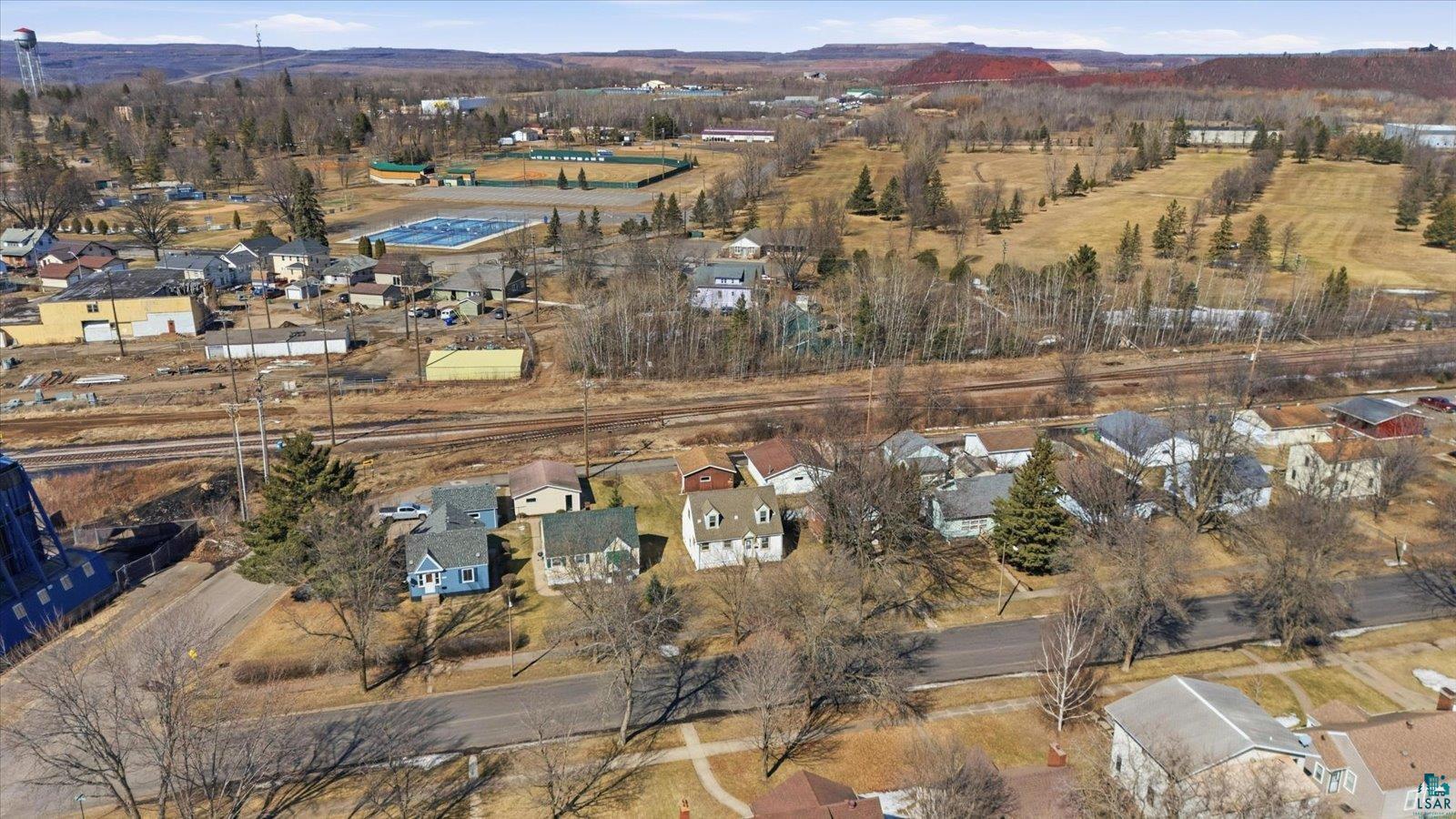 709 Michigan Street Hibbing, MN 55746 - Photo 32 of 47 View of property location featuring nearby suburban area