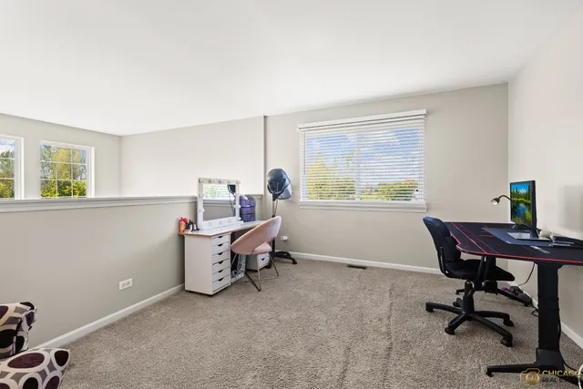 $400,000 | 250 Annelise Lane, Volo, IL 60020