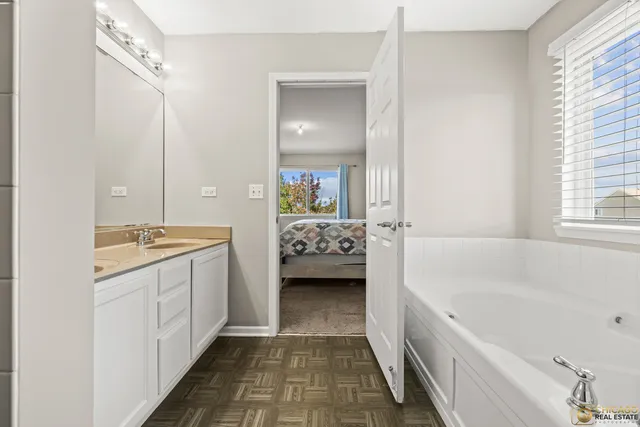 $400,000 | 250 Annelise Lane, Volo, IL 60020