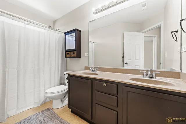 $400,000 | 250 Annelise Lane, Volo, IL 60020