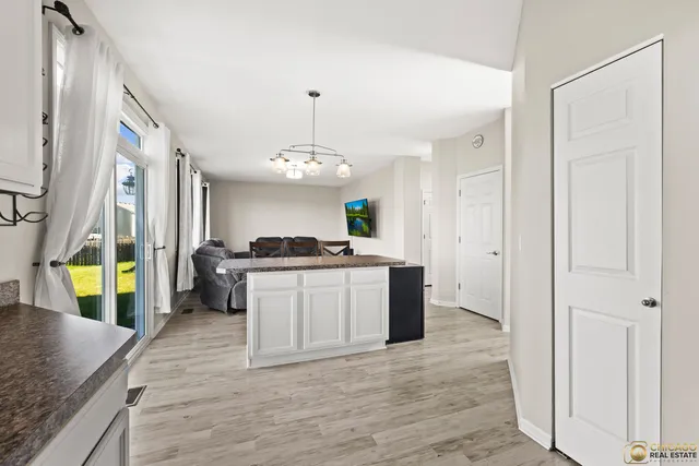 $400,000 | 250 Annelise Lane, Volo, IL 60020