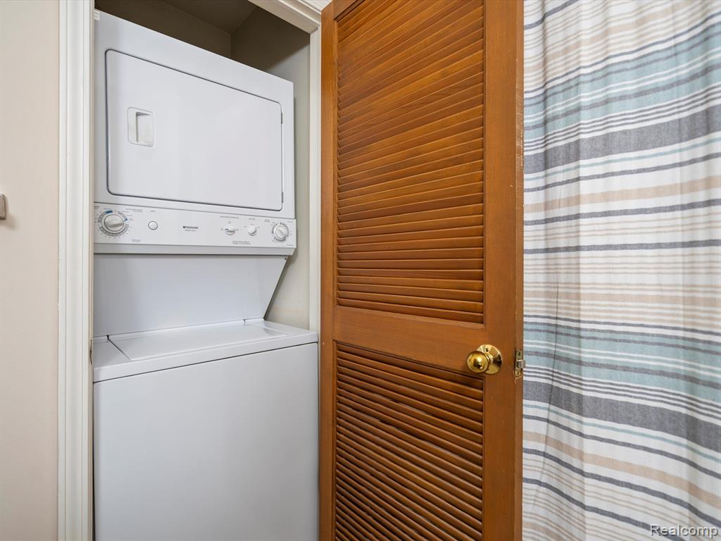 979 Wexford Way Rochester Hills, MI 48307 - Photo 20 of 24